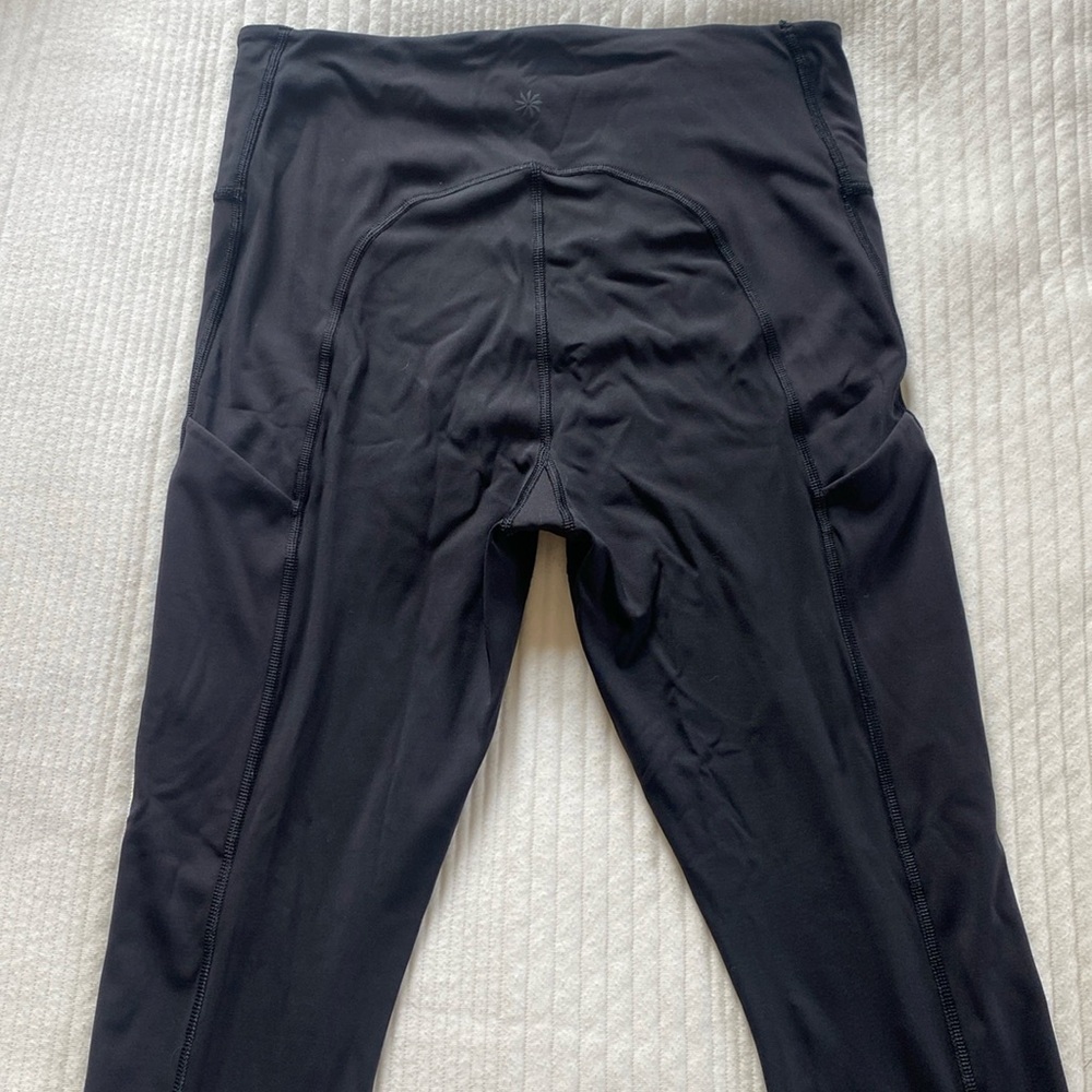 Athleta Ultimate Stash pocket 7/8 right